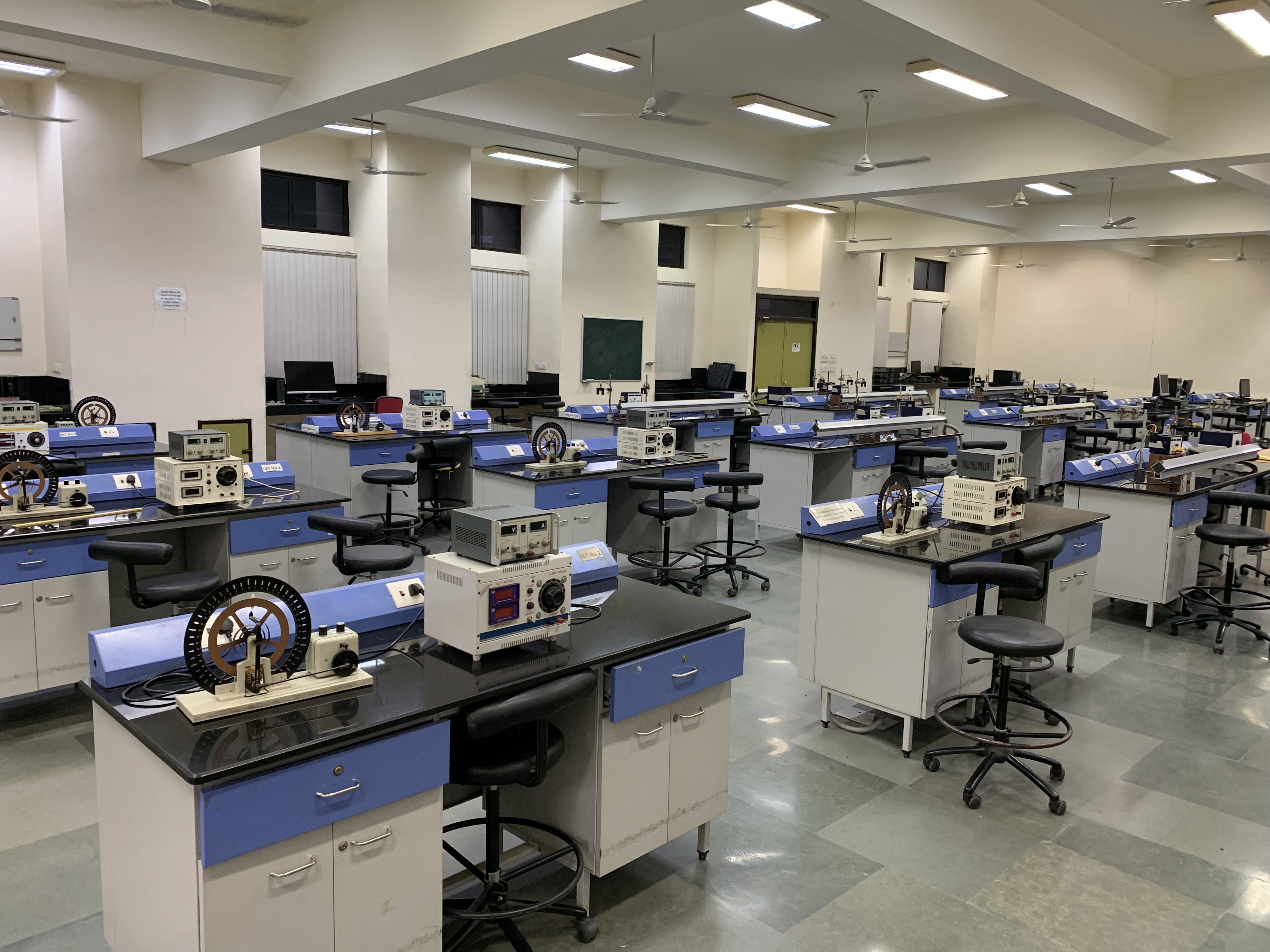 Lab Hall -1